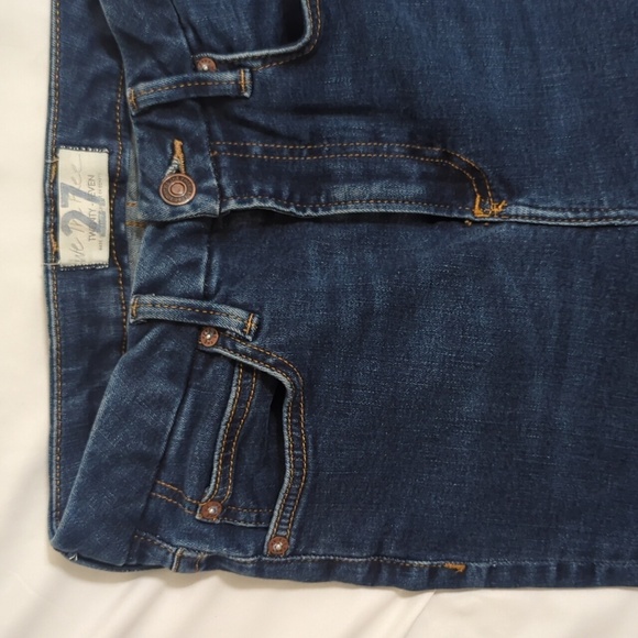 We The Free High Rise Skinny Jeans, Color Dark Wash Size 27 - Picture 3 of 15